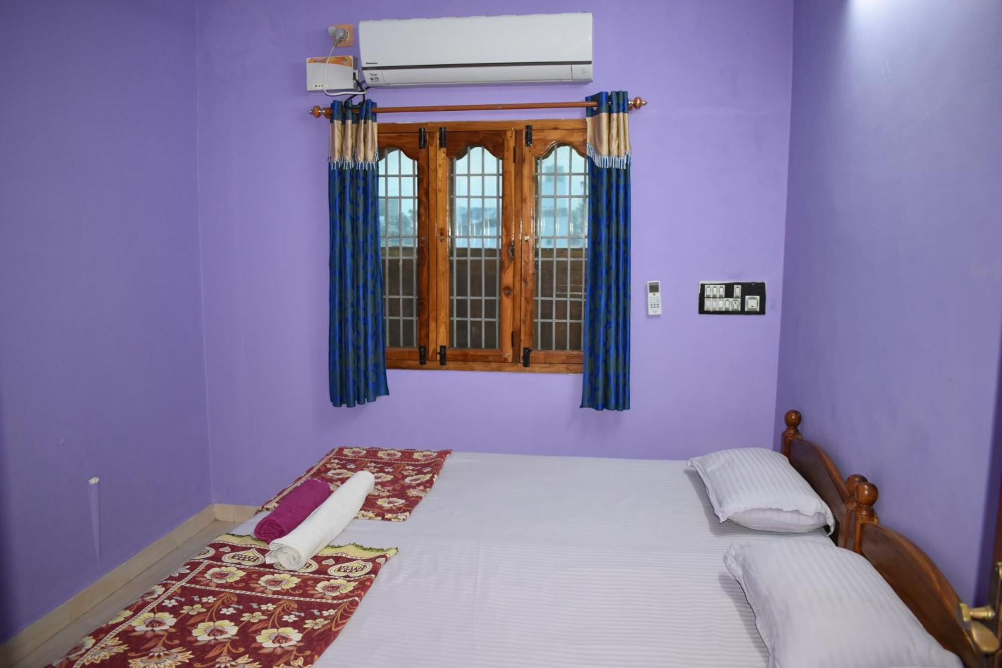 Rainbow Guest House Tiruvannāmalai Buitenkant foto