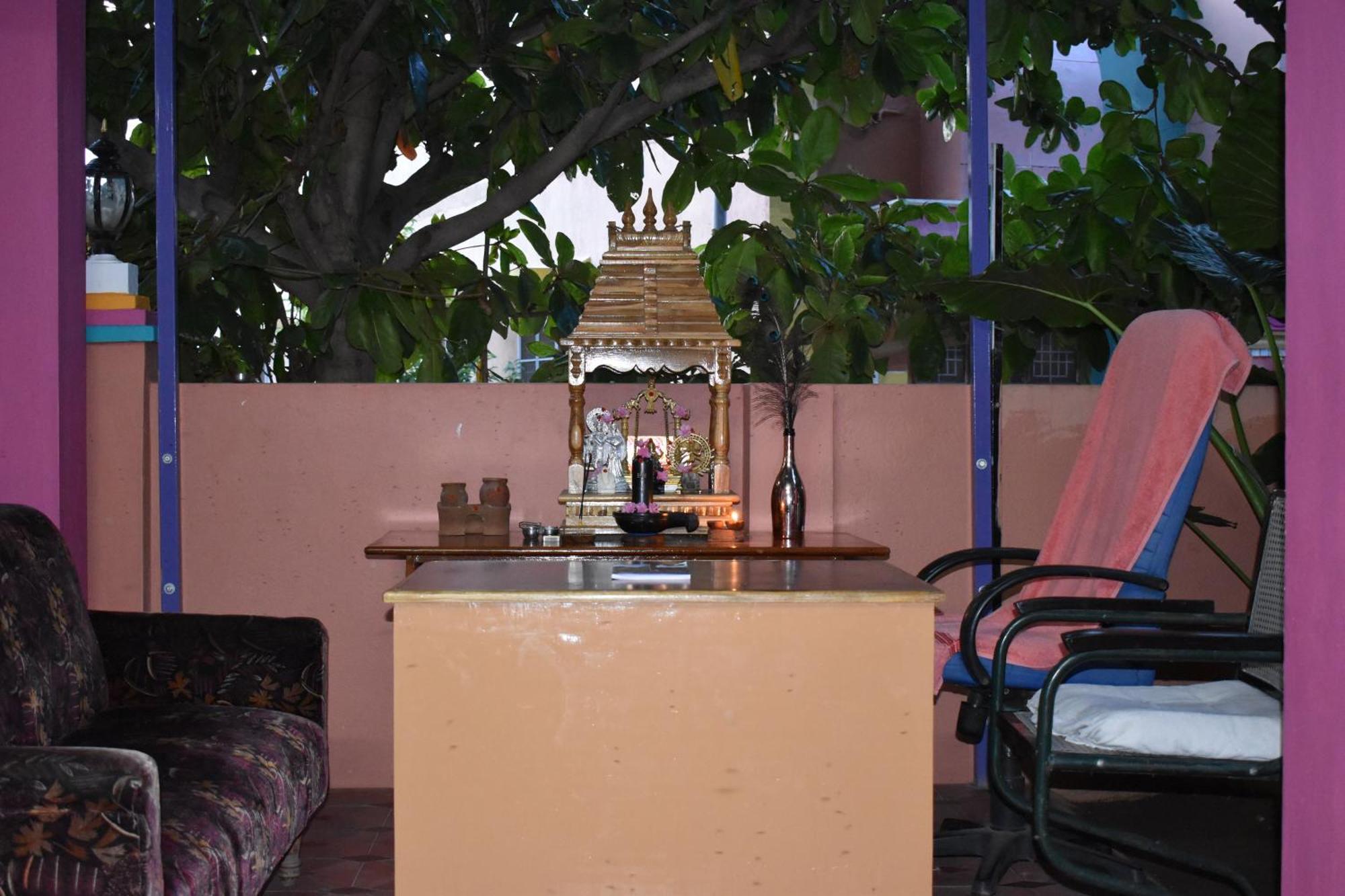 Rainbow Guest House Tiruvannāmalai Buitenkant foto