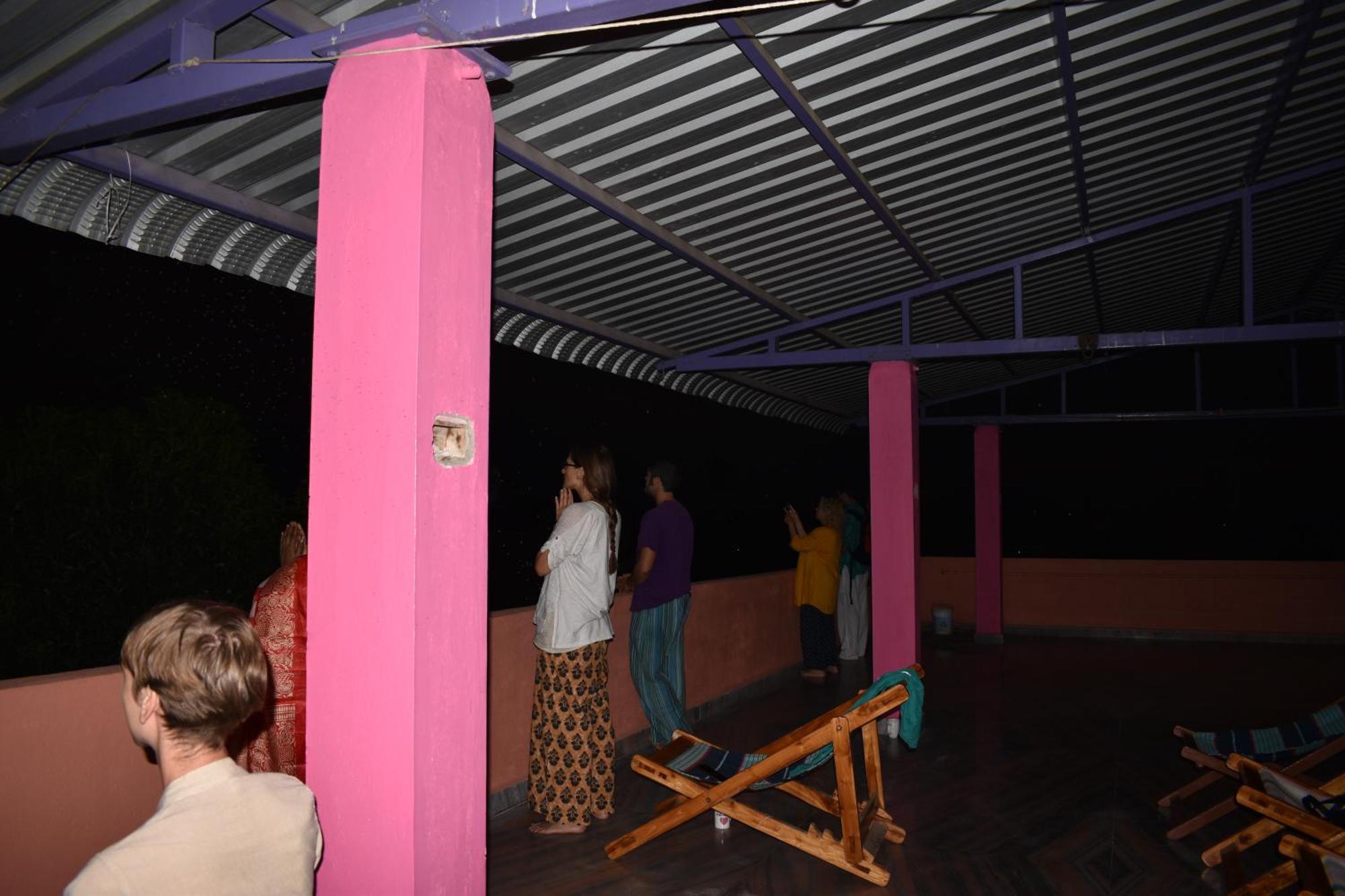 Rainbow Guest House Tiruvannāmalai Buitenkant foto